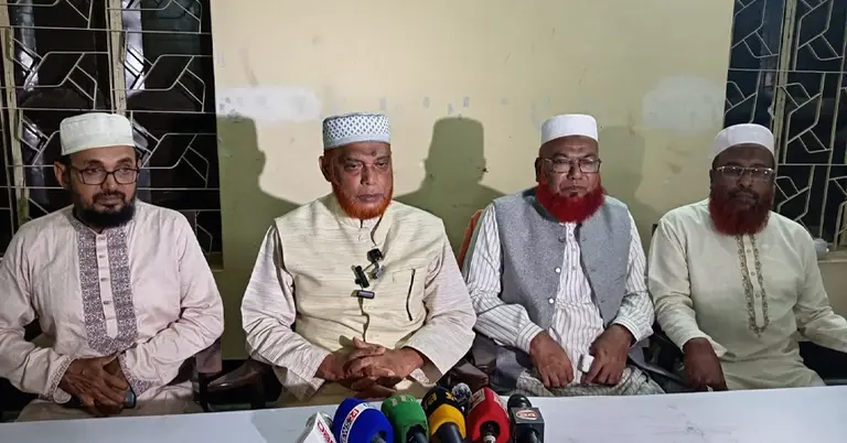 সাংবাদিকদের সঙ্গে মতবিনিময় সভায় মোবারক হোসাইন